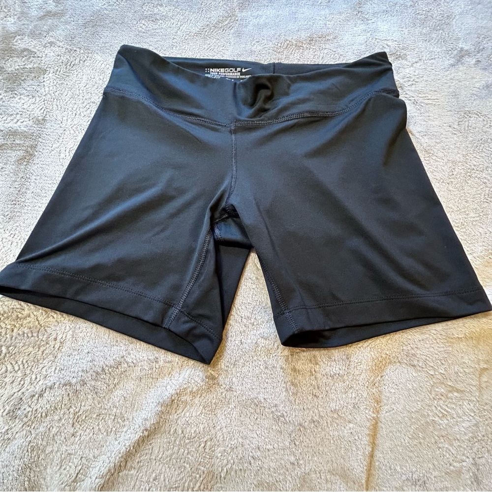 Nike black golf shorts Dri-Fit Tour Performance Size M